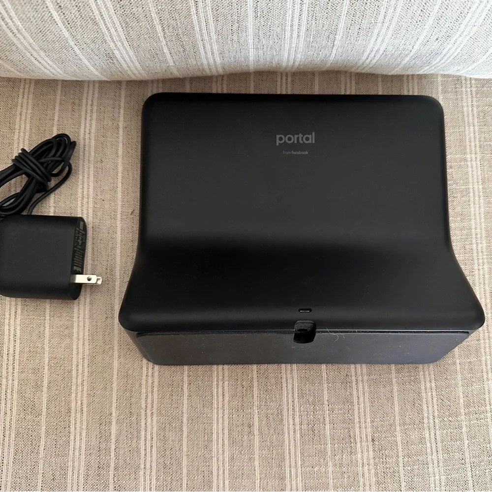 Meta Facebook Portal